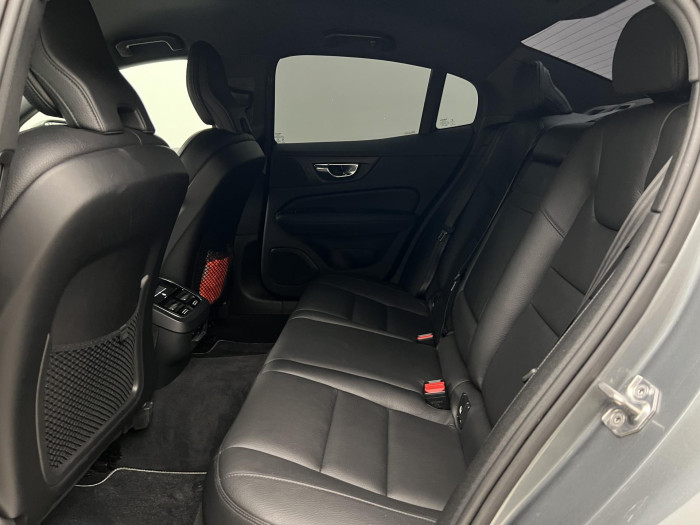 Volvo S60 T5 R-DESIGN POLESTAR AUT CZ