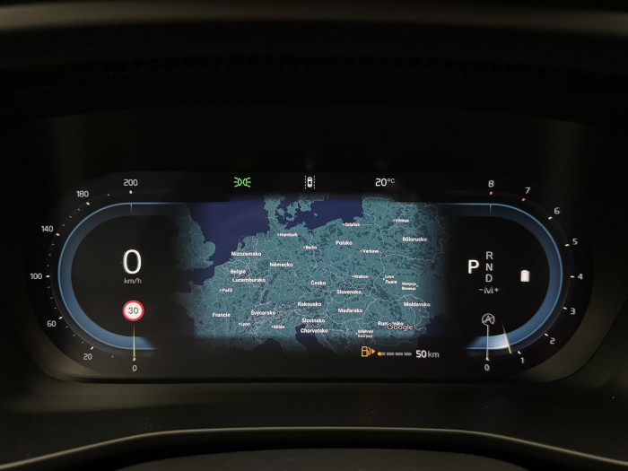 Volvo XC40 B3 DARK PLUS CZ 1.maj