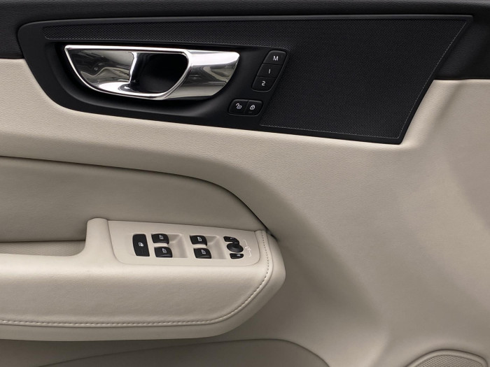 Volvo XC60 D4 AWD INSCRIPTION AUT 2.0 d