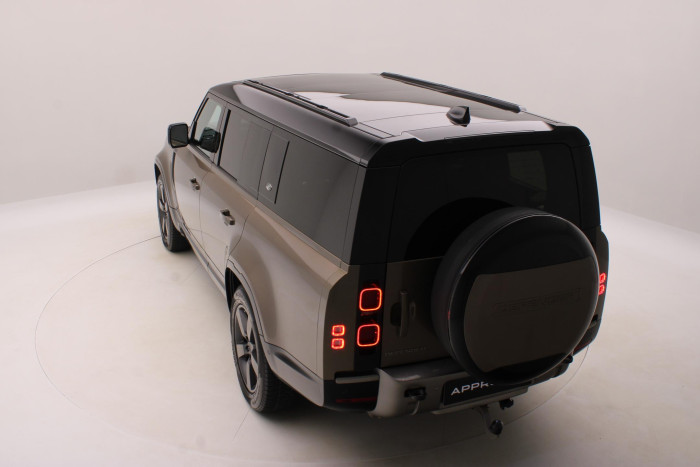 Land Rover Defender 130 D300 SE AWD AUT CZ 3.0 d SE