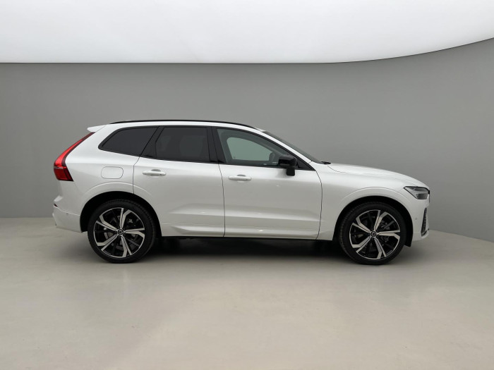 Volvo XC60 B5 AWD DARK ULTIMATE Aut 1.maj