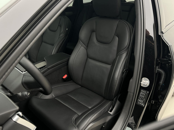 Volvo V90 CC B5 AWD ULTIMATE AUT 1.maj. 2.0 CC CC