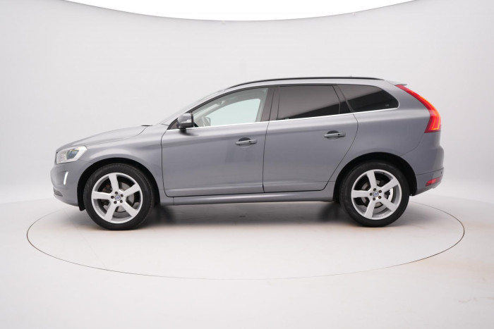 Volvo XC60 D5 AWD MOMENTUM AUT 2.4 d Momentum