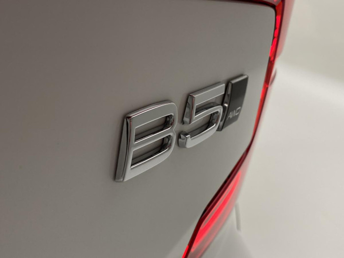 Volvo S60 B5 AWD R-DESIGN AUT 1.maj.