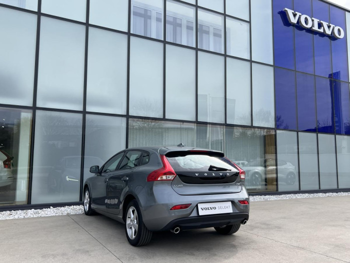 Volvo V40 D2 BLACK EDITION 1.maj. 2.0 d Edition