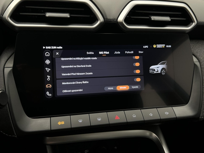 MG ZS ESSENTIAL Hybrid+ AUT