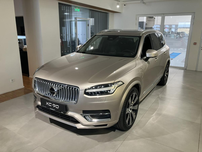 Volvo XC90 T8 AWD AUT  ULTRA 7-míst