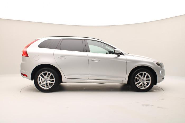 Volvo XC60 D4 AWD MOMENTUM AUT 2.4 d Momentum