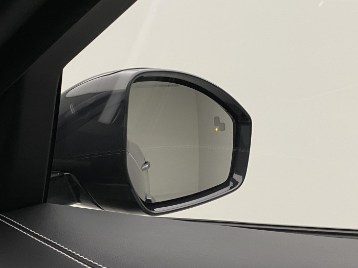 Jaguar F-Pace D300 R-DYNAMIC SE REZERVACE 3.0 d Dynamic SE