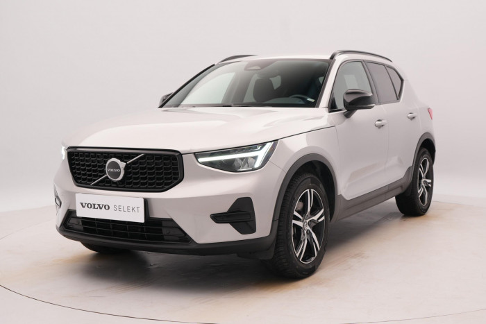 Volvo XC40 B3 PLUS DARK AUT 1.maj CZ