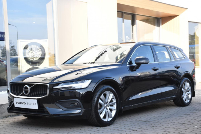 Volvo V60 B4 MOMENTUM REZERVACE 2.0 Momentum