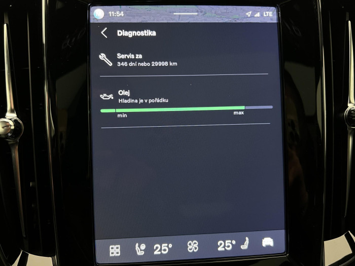 Volvo V60 B4 PLUS DARK AUT 1.maj.