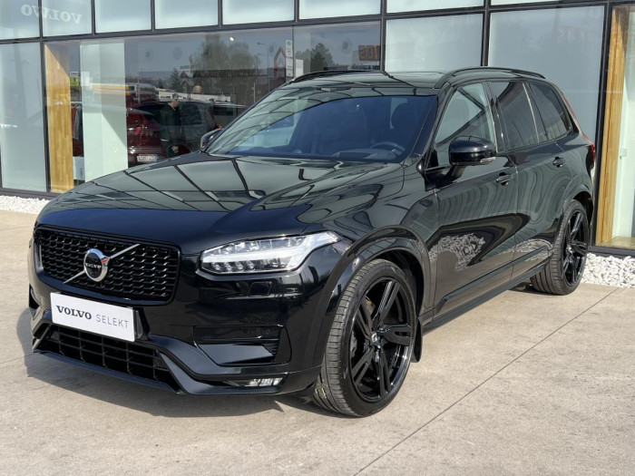 Volvo XC90 B5 AWD R-DESIGN 7 MÍSTNÁ Aut