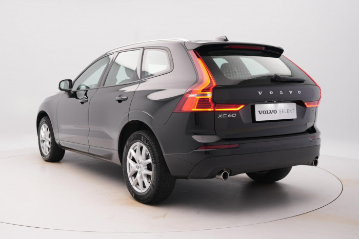 Volvo XC60 T4 MOMENTUM AUT REZERVACE 2.0 Momentum