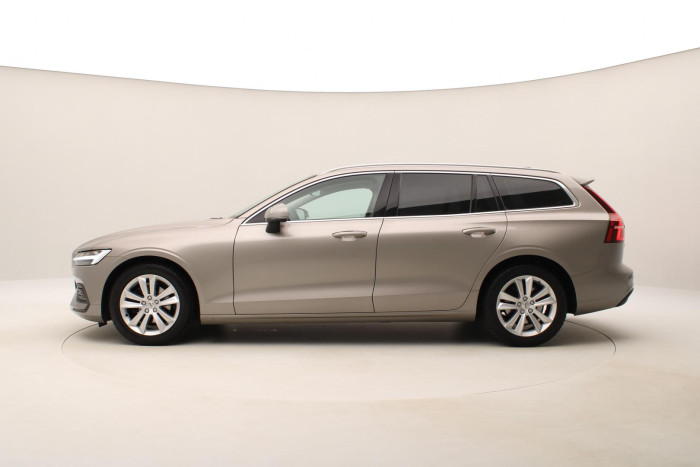 Volvo V60 D3 MOMENTUM AUT CZ  REZERVACE 2.0 d Momentum