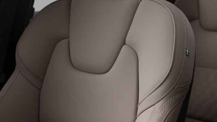 Volvo XC60 B5 AWD DARK PLUS AUT