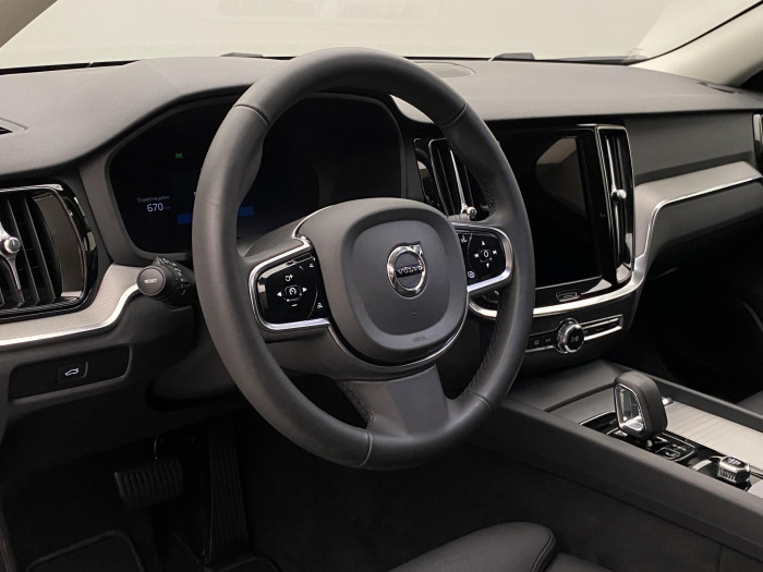 Volvo V60 CC B5 AWD PLUS AUT 1.maj