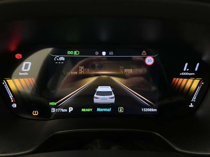 MG ZS 1.5 EXCLUSIVE HYBRID+ AUT CZ 1.5 Exclusive