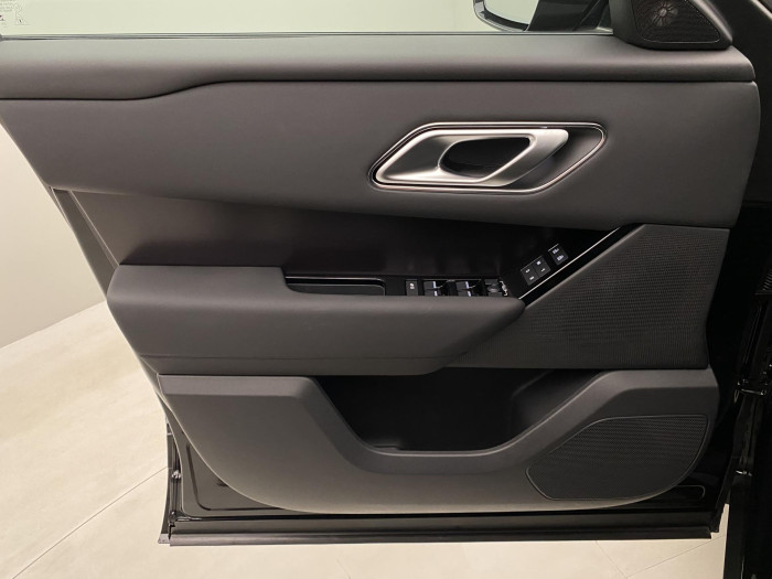 Land Rover Range Rover Velar D300 DYNAMIC SE AWD AUT 3.0 d Dynamic SE