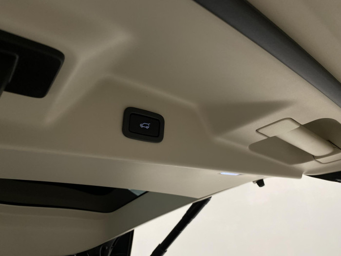 Land Rover Range Rover 5.0V8 AUTOBIOGRAPHY REZERVACE