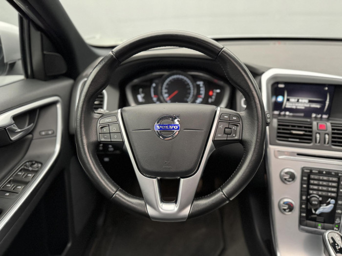 Volvo XC60 D4 AWD MOMENTUM AUT 2.4 d Momentum