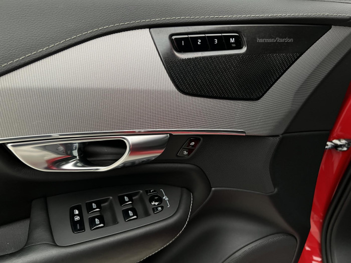 Volvo XC90 D5 AWD R-DESIGN POLESTAR 7MÍST 2.0 d