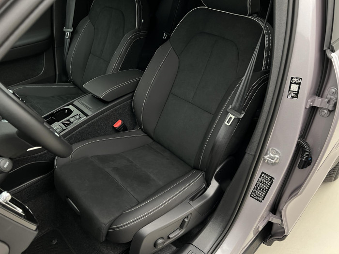 Volvo XC40 B3 DARK PLUS AUT