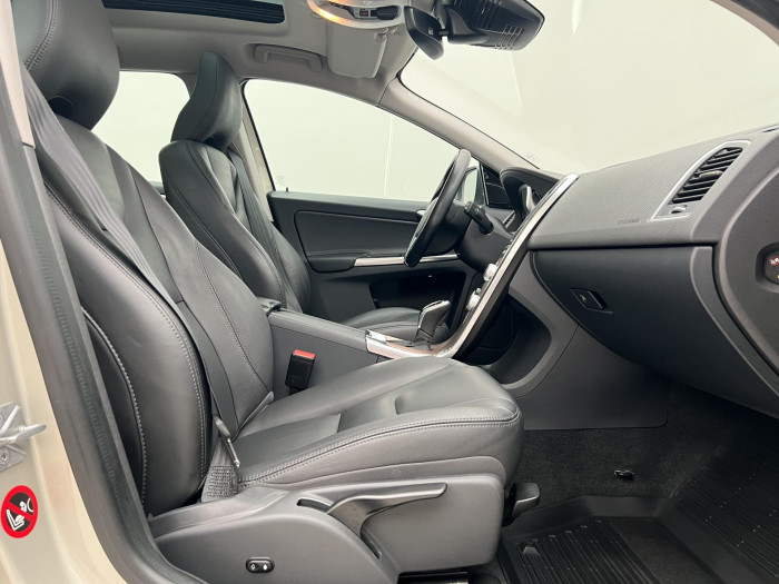 Volvo XC60 D4 AWD SUMMUM AUT 2.4 d Summum