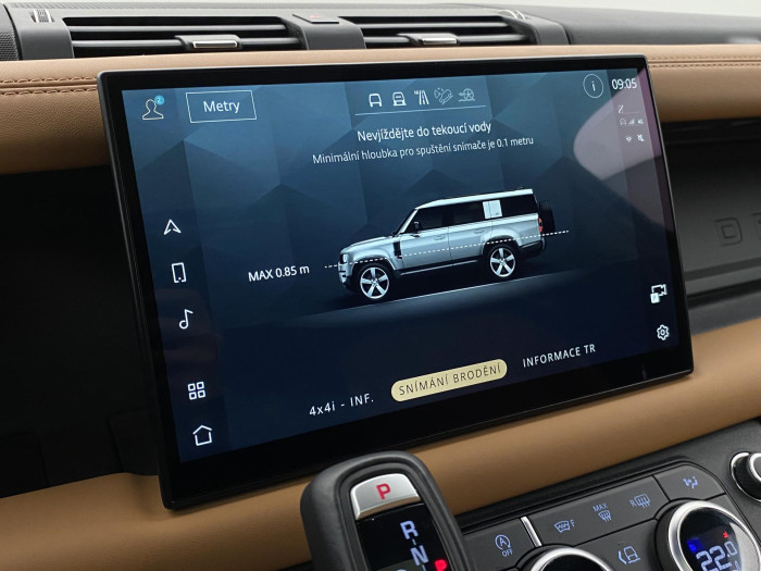 Land Rover Defender 130 D300 HSE AWD AUT CZ 3.0 d