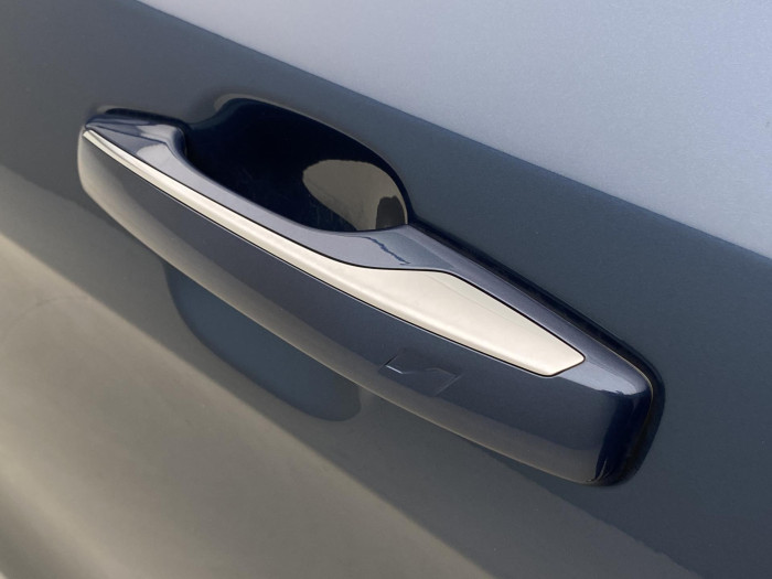 Lynk & Co 01 MORE PHEV