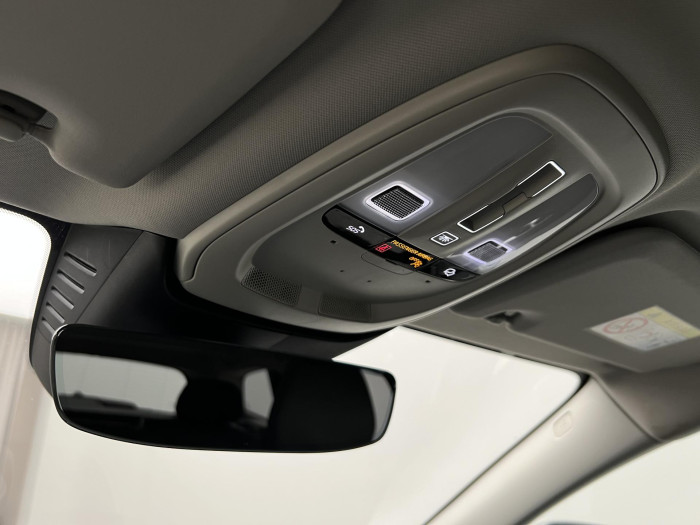 Volvo V60 T6 AWD RECHARGE ULTRA BRIGHT