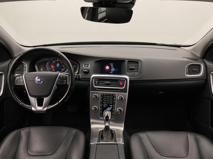 Volvo V60 CC D4 AWD SUMMUM AUT 2.4 d CC CC Summum