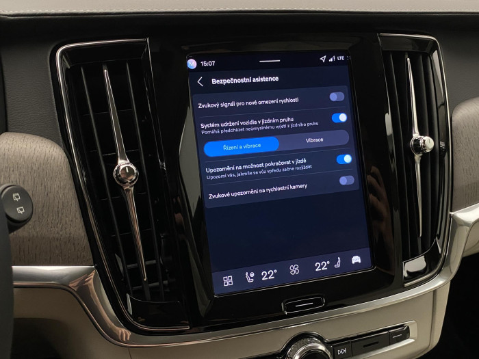 Volvo V90 T6 AWD Plug-in BRIGHT PLUS
