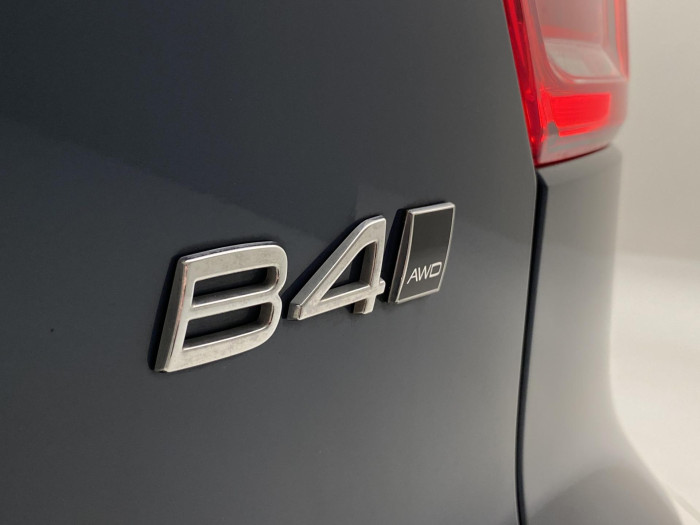 Volvo XC40 B4 AWD INSCRIPTION AUT CZ