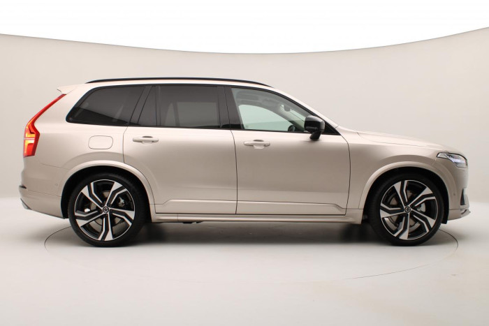 Volvo XC90 B6 AWD AUT DARK REZERVACE