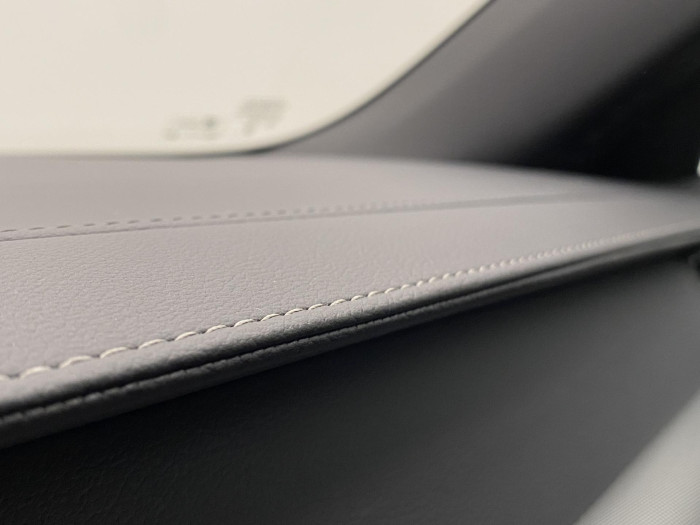 Volvo V90 T6 AWD PLUG-IN DARK ULTRA