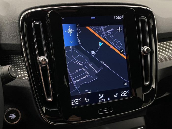 Volvo XC40 T3 R-DESIGN AUT 1.maj.