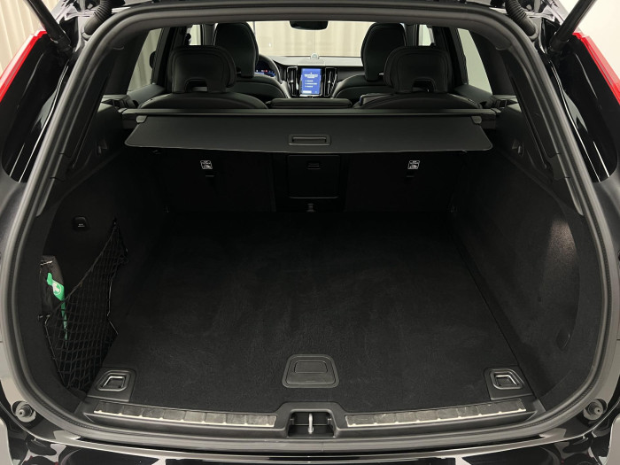 Volvo XC60 B5 AWD ULTRA BLACK EDITION AUT 2.0 Edition