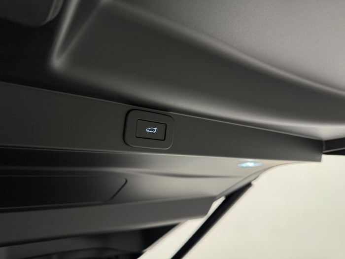 Land Rover Range Rover P530 AUTOBIOGRAPHY REZERVACE