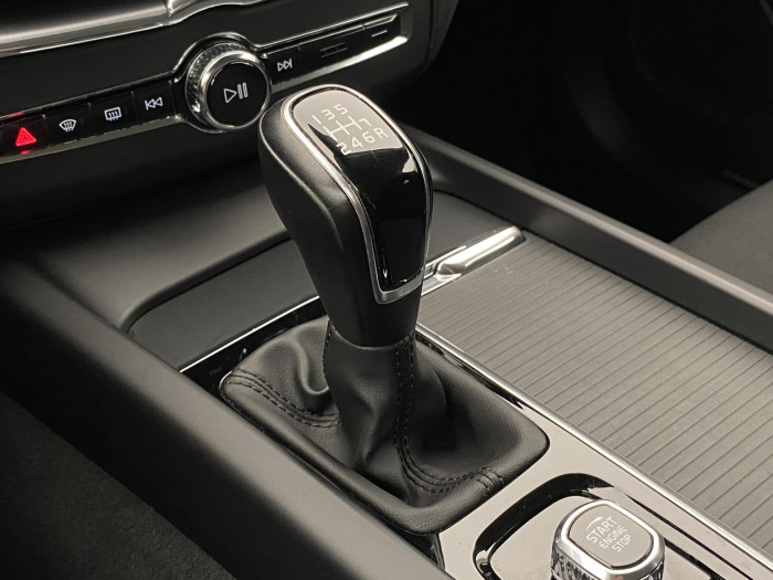 Volvo XC60 D3 MOMENTUM CZ 2.0 d Momentum