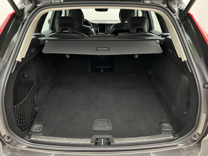 Volvo XC60 B5 AWD INSCRIPTION AUT