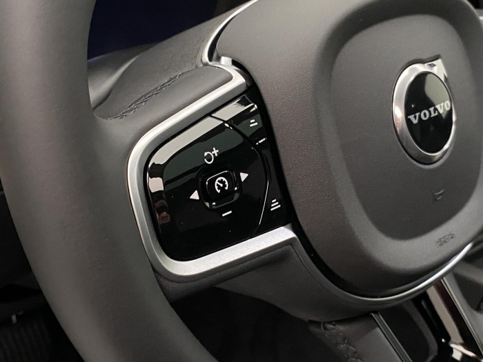 Volvo XC60 B5 AWD AUT DARK ULTRA