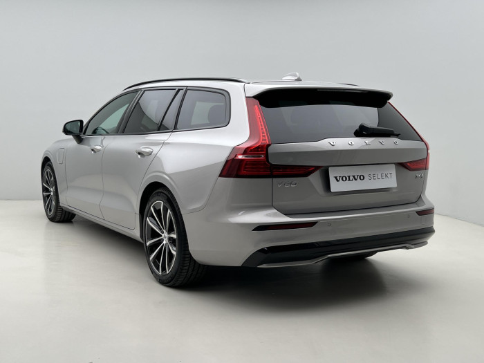 Volvo V60 T6 AWD RECHARGE PLUS DARK AUT