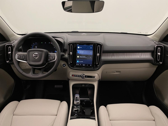 Volvo XC40 B4 AUT DARK ULTRA