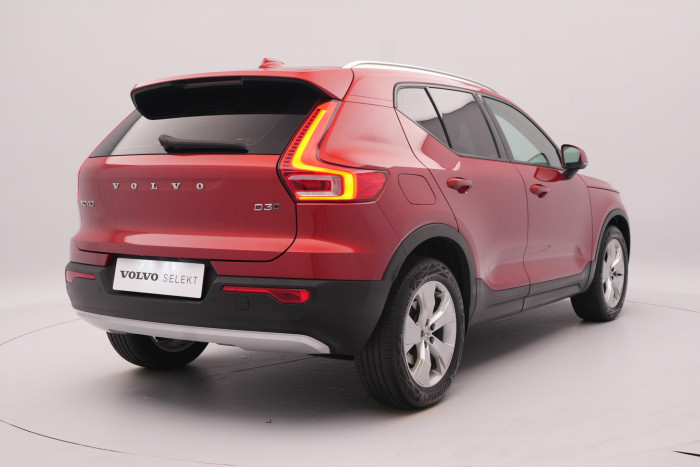 Volvo XC40 D3 AWD MOMENTUM CZ 1.maj 2.0 d Momentum