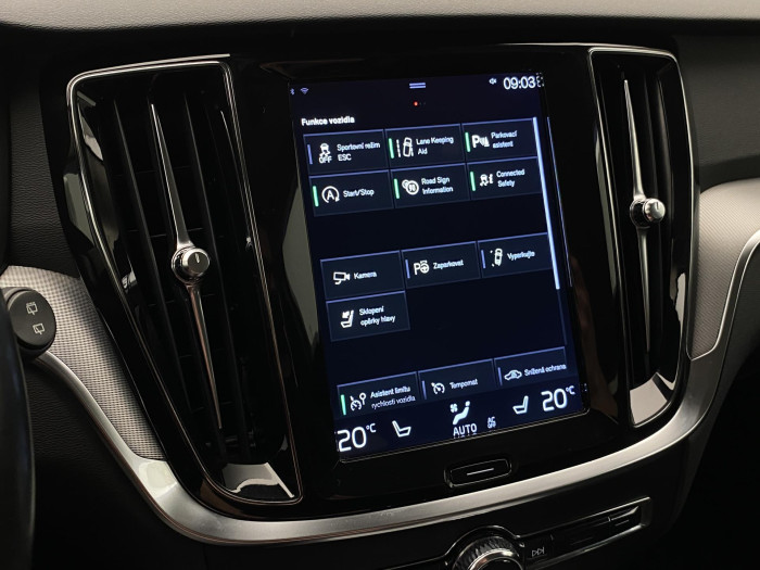 Volvo V60 CC D4 AWD MOMENTUM AUT 2.0 d CC CC Momentum