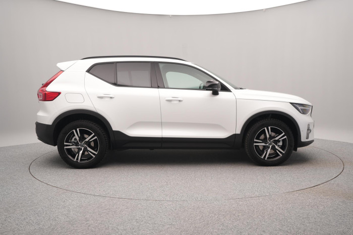 Volvo XC40 B3 AUT DARK PLUS