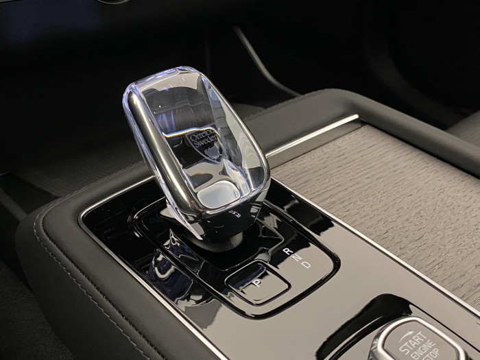 Volvo XC90 T8 AWD RECHARGE DARK PLUS 7m