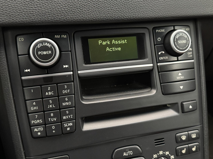 Volvo XC90 D5 AWD SUMMUM AUT 7M CZ 2.4 d Summum