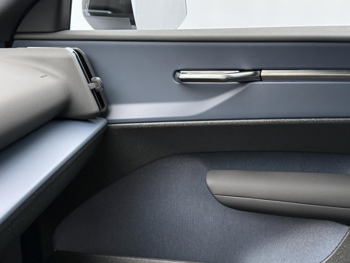 Volvo EX30 PURE ELECTRIC EXTENDED CORE